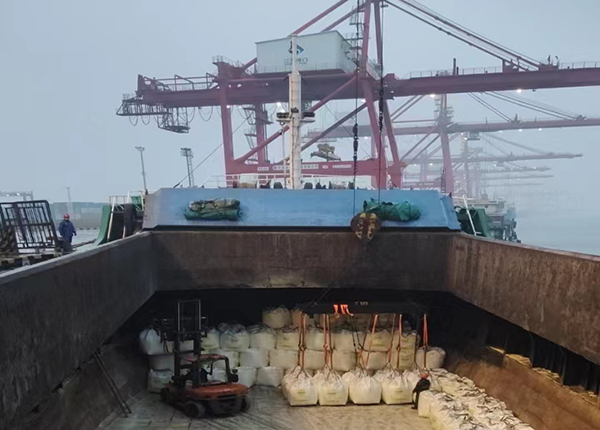 Wanhong Chemicals Unloaded 5000 Tons of Sulfur Granule at Zhenjiang Port on 25th,Jan,2024